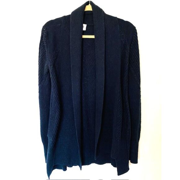 CAbi Countryside Cable Knit Sweater Cardigan Cozy Stylish Fall Layer Pockets XS - Picture 2 of 12